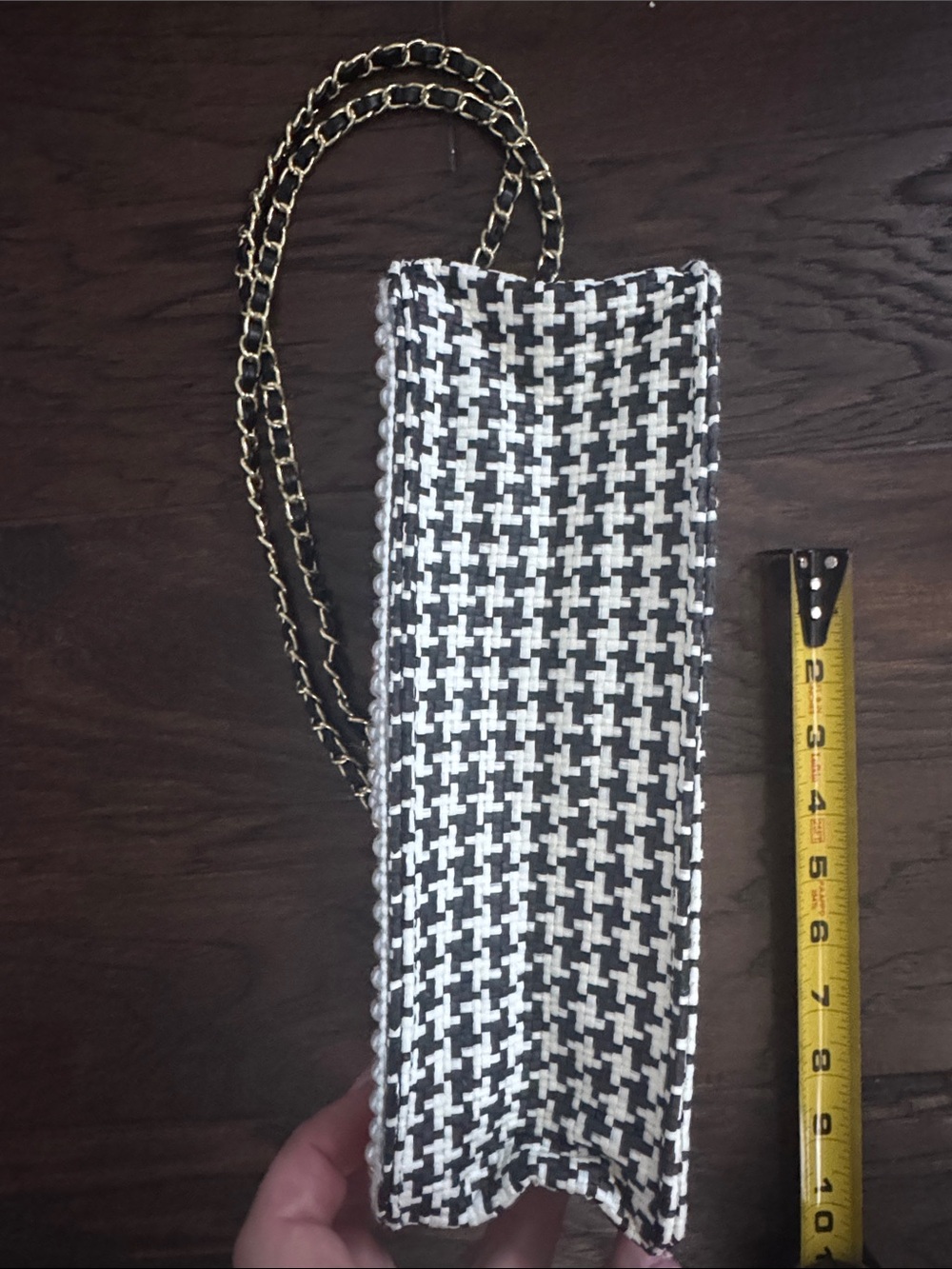Women's Black & White Houndstooth Chain Shoulder Bag by - Picture 7 of 11